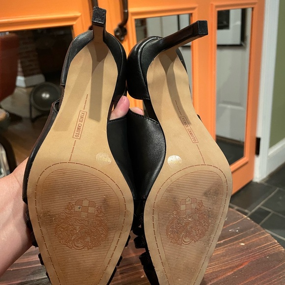 Vince Camuto Qiriana Pump - Size 6.5M - Picture 5 of 6